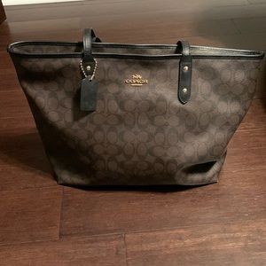 Coach tote, brown, good condition